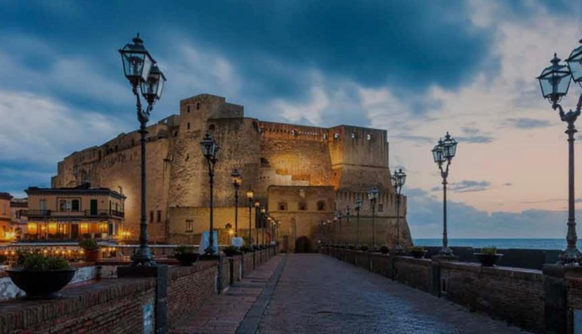 Bed and Breakfast La Casa Di Raffaele Napoli Centro Exterior foto